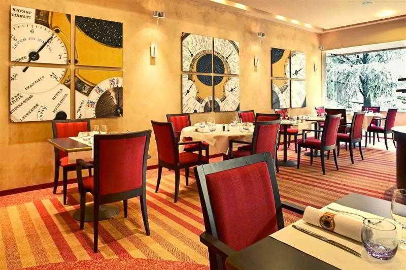 Mercure Besancon Parc Micaud - Hotel & Bar Εξωτερικό φωτογραφία
