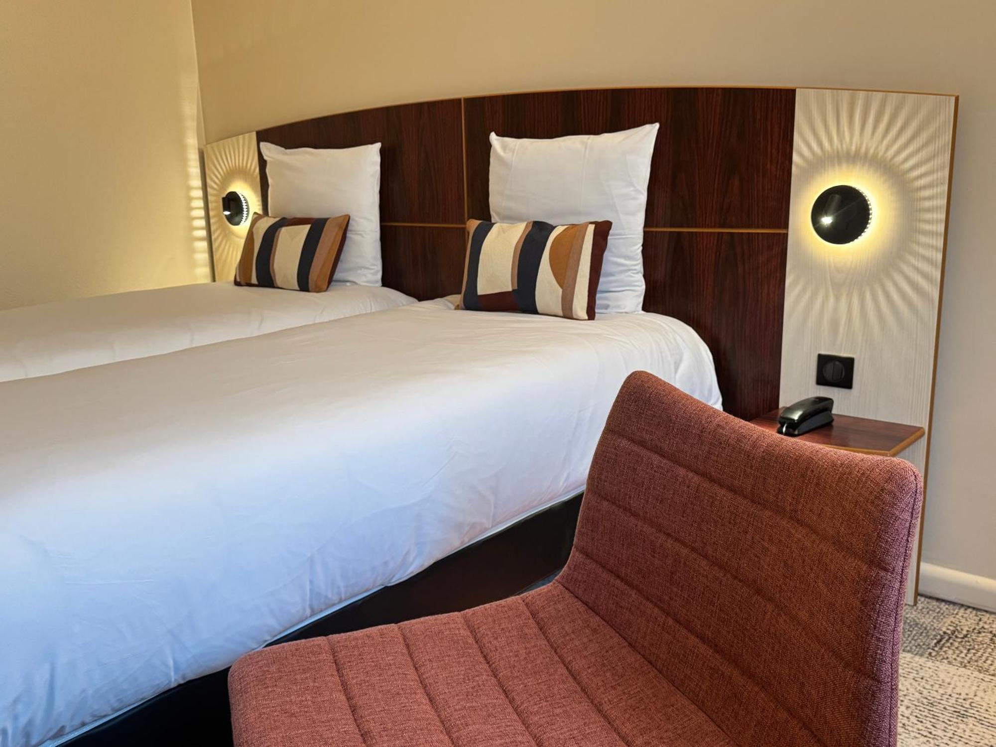 Mercure Besancon Parc Micaud - Hotel & Bar Εξωτερικό φωτογραφία